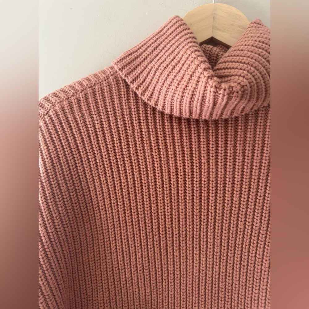 Abercrombie & Fitch Chunky Turtleneck Sweater XL Tan/Pink - Picture 4 of 5